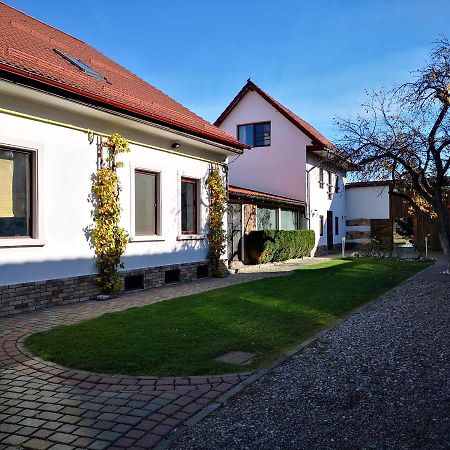 Neustadt Villa Cristian  Bagian luar foto
