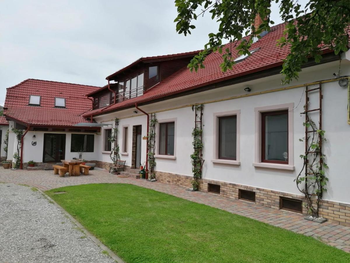 Neustadt Villa Cristian  Bagian luar foto
