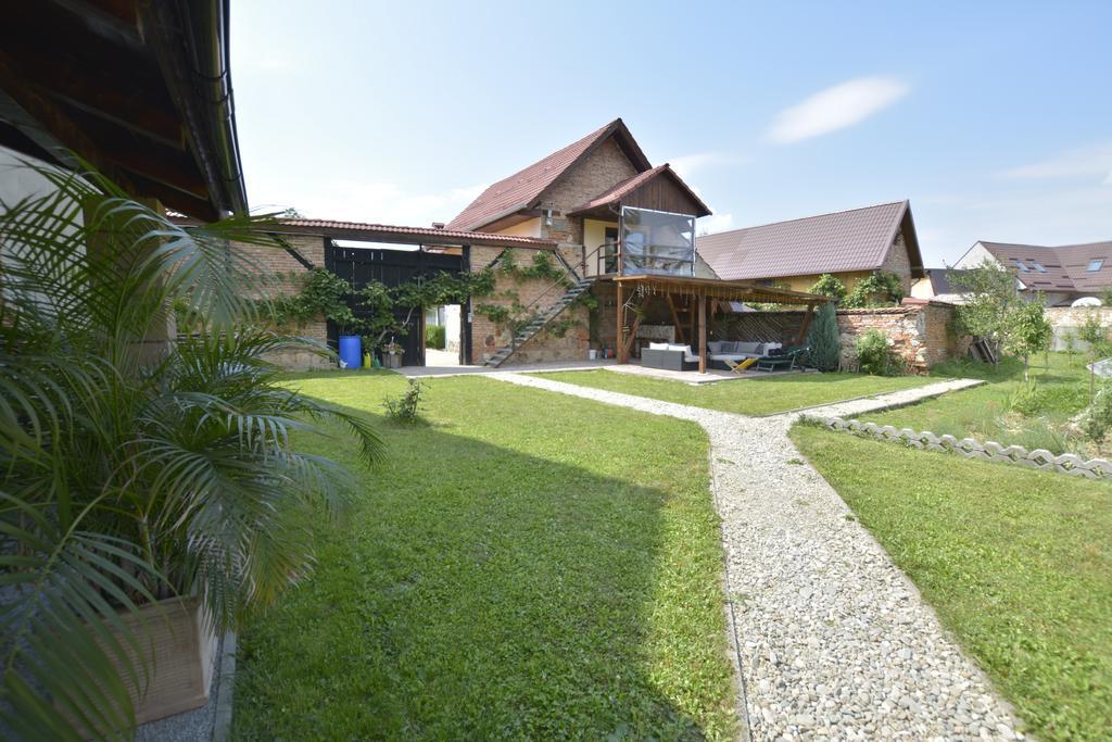 Neustadt Villa Cristian  Bagian luar foto