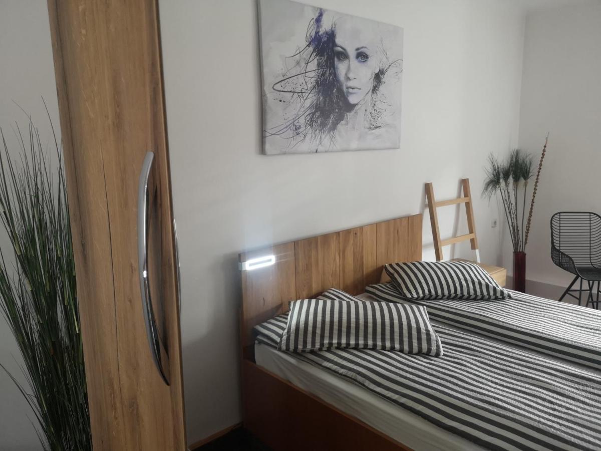 Neustadt Villa Cristian  Bagian luar foto